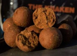 Vital Baits Boilies The Kraken 24mm (5kg) -Visserie Winkel 09692400be47237f