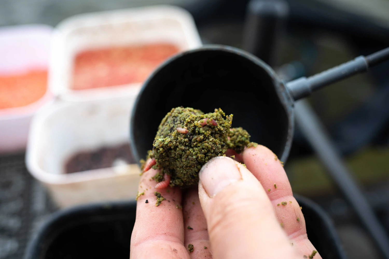 Sonubaits Pro Groundbait Lokvoer Thatchers Green (900g) 1 Sonubaits Pro Groundbait Lokvoer Thatchers Green (900g)